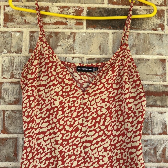 PrettyLittleThing Red and Cream Leopard Print High Low Slip Dress - Picture 3 of 11